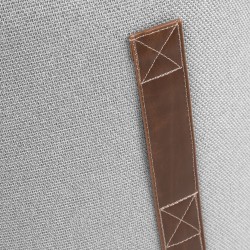 PUFF CON ASA MARTIN DE FORMA CONICA