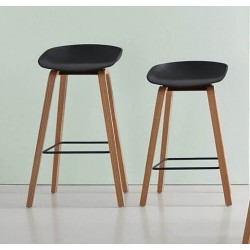 TABURETE DE ESTILO NORDICO RONIE-RUTH