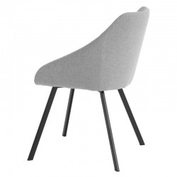 SILLA TAPIZADA LANNA CON LINEAS SIMPLES