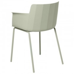 SILLA DOLLY DE POLIPROPILENO Y PATAS DE METAL