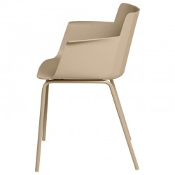 SILLA DOLLY DE POLIPROPILENO Y PATAS DE METAL