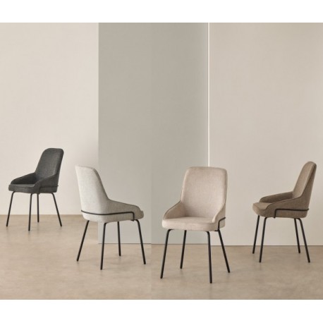 SILLA GWEN TAPIZADA CON PATAS DE METAL