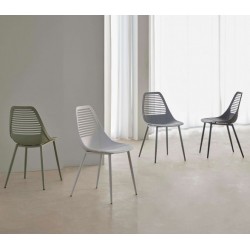 SILLA LEIA DE POLIPROPILENO Y PATAS DE METAL