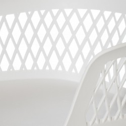 SILLA CON BRAZOS JAYDEN DE POLIPROPILENO