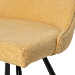 SILLA TAPIZADA DANICA CON PATAS DE METAL NEGRAS