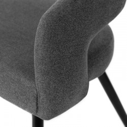 SILLA TAPIZADA KORA CON PATAS DE METAL NEGRAS