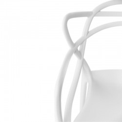 SILLA CON BRAZOS VICTORIA DE POLIPROPILENO