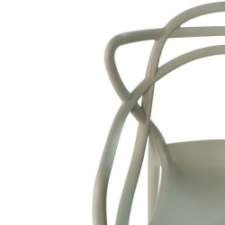 SILLA CON BRAZOS VICTORIA DE POLIPROPILENO