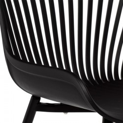 SILLA RANIA DE POLIPROPILENO Y PATAS DE METAL