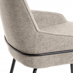 SILLA GWEN TAPIZADA CON PATAS DE METAL