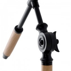 LAMPARA DE SOBREMESA LIZAR CON PANTALLA DE TELA