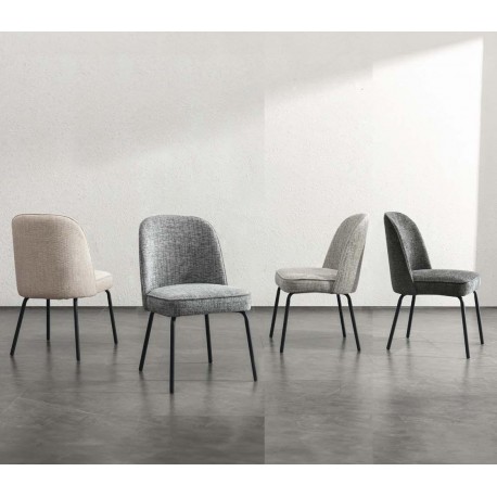 SILLA TAPIZADA MAXIME CON PATAS DE ACERO