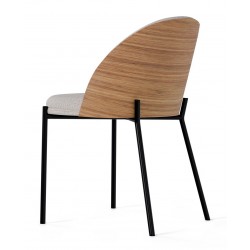 SILLA TAPIZADA CASANDRA CON RESPALDO DE MADERA