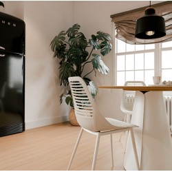 SILLA LEIA DE POLIPROPILENO Y PATAS DE METAL