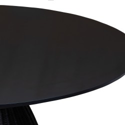 MESA DE TECA CHIARA CON EL PIE DE RATAN