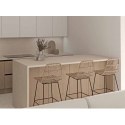 TABURETE GUIDO DE RATAN TRENZADO