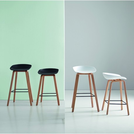 TABURETE DE ESTILO NORDICO RONIE-RUTH