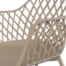 SILLA CON BRAZOS CHARLOTTE DE POLIPROPILENO Y PATAS DE METAL