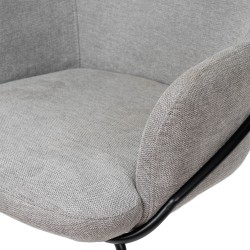 SILLA CON BRAZOS ABIGAIL CON PATAS DE DISEÑO