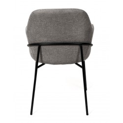 SILLA CON BRAZOS ABIGAIL CON PATAS DE DISEÑO