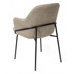 SILLA CON BRAZOS ABIGAIL CON PATAS DE DISEÑO