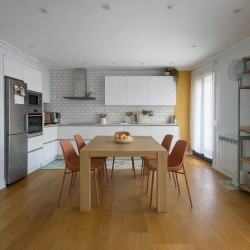 SILLA DE DISEÑO CONTEMPORÁNEO DILETTA