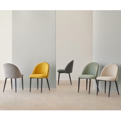 SILLA SLOANE TAPIZADA CON PATAS DE METAL NEGRAS