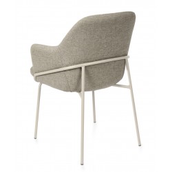 SILLA CON BRAZOS ABIGAIL CON PATAS DE DISEÑO