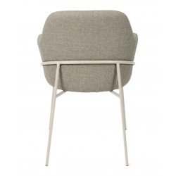 SILLA CON BRAZOS ABIGAIL CON PATAS DE DISEÑO