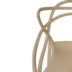 SILLA CON BRAZOS VICTORIA DE POLIPROPILENO