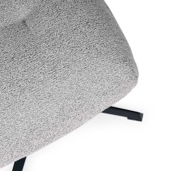 REPOSAPIÉS DIDIER TAPIZADO EN TELA CON BASE METÁLICA NEGRA PARA SALÓN ACTUAL