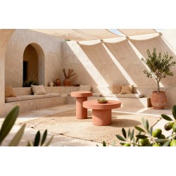 MESA DE CENTRO DONATO DE CEMENTO GFRC EN ACABADO MATE PARA INTERIOR Y EXTERIOR