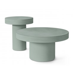 MESA AUXILIAR MIRKO DE CEMENTO GFRC CON ACABADO MATE PARA INTERIOR Y EXTERIOR