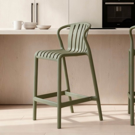 TABURETE DE POLIPROPILENO BASTIAN PARA BARRA DE COCINA ESTILO CONTEMPORÁNEO