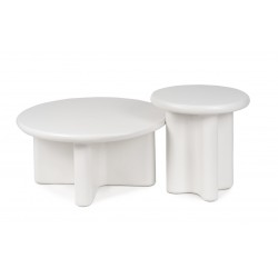 MESAS DE CENTRO Y AUXILIAR DE RESINA FLOYD PARA SALÓN ESTILO CONTEMPORÁNEO