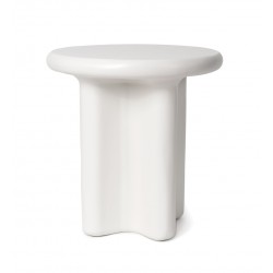 MESAS DE CENTRO Y AUXILIAR DE RESINA FLOYD PARA SALÓN ESTILO CONTEMPORÁNEO