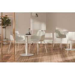 MESA DE COMEDOR DE PORCELÁNICO Y METAL LYA PARA COMEDOR O COCINA ESTILO MODERNO