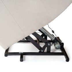 SILLÓN RELAX ELECTRICO CON TEJIDO ANTIMANCHAS BEIGE AKARI PARA SALÓN ESTILO CONTEMPORÁNEO