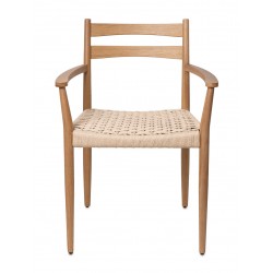 SILLA DE MADERA DE ROBLE CON BRAZOS EDNA PARA COMEDOR ESTILO NÓRDICO