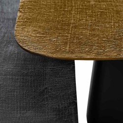 MESA DE CENTRO DE ALUMINIO SHAREM PARA SALÓN ESTILO MINIMALISTA MODERNO