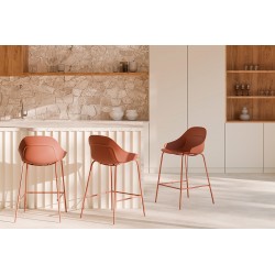 TABURETE ALTO DE POLIPROPILENO TOBY PARA COCINA ESTILO CONTEMPORÁNEO