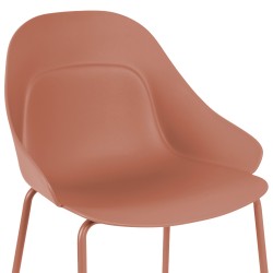 TABURETE ALTO DE POLIPROPILENO TOBY PARA COCINA ESTILO CONTEMPORÁNEO
