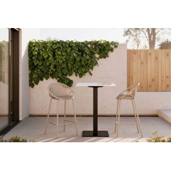MESA ALTA DE PORCELÁNICO SAMIRA PARA BARES Y TERRAZAS DE ESTILO CONTEMPORÁNEO