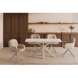 SILLA TAPIZADA CON PATAS METÁLICAS BEIGE SILVI PARA COMEDOR ESTILO CONTEMPORÁNEO