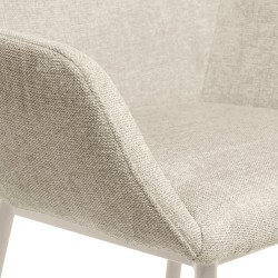 SILLA TAPIZADA EN POLIÉSTER Y NYLON CON PATAS BEIGE ISABELLA PARA COMEDOR ESTILO MINIMALISTA