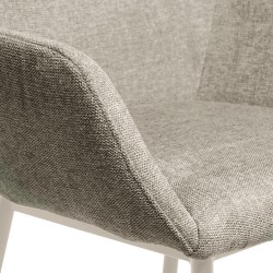 SILLA TAPIZADA EN POLIÉSTER Y NYLON CON PATAS BEIGE ISABELLA PARA COMEDOR ESTILO MINIMALISTA