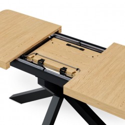 MESA DE COMEDOR DE CHAPA DE ROBLE GLADYS EXTENSIBLE PARA COMEDOR ESTILO INDUSTRIAL