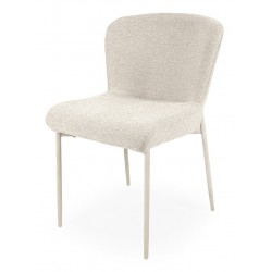 SILLA TAPIZADA EN POLIÉSTER ANTIMANCHAS CON PATAS BEIGE ZOEY PARA COMEDOR ESTILO MODERNO