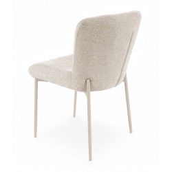 SILLA TAPIZADA EN POLIÉSTER ANTIMANCHAS CON PATAS BEIGE ZOEY PARA COMEDOR ESTILO MODERNO