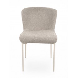 SILLA TAPIZADA EN POLIÉSTER ANTIMANCHAS CON PATAS BEIGE ZOEY PARA COMEDOR ESTILO MODERNO